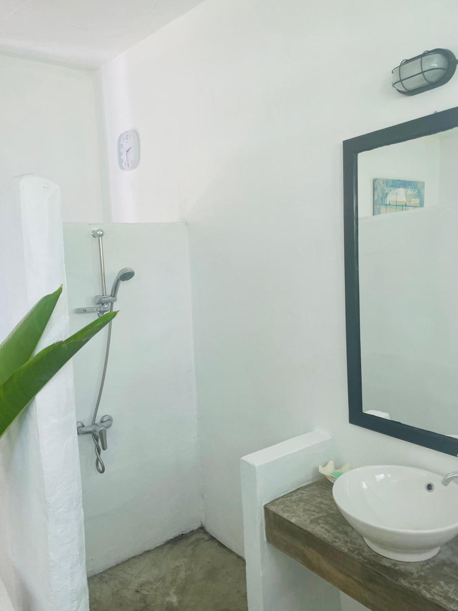 Banana Bay Beach Club Bed & Breakfast Eton Exterior foto