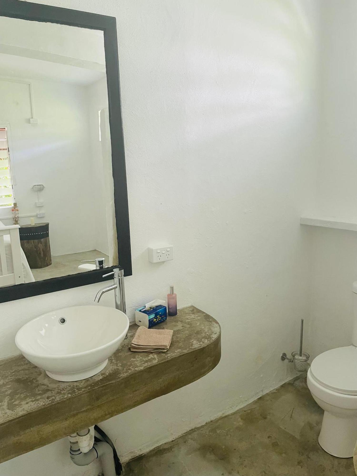 Banana Bay Beach Club Bed & Breakfast Eton Exterior foto